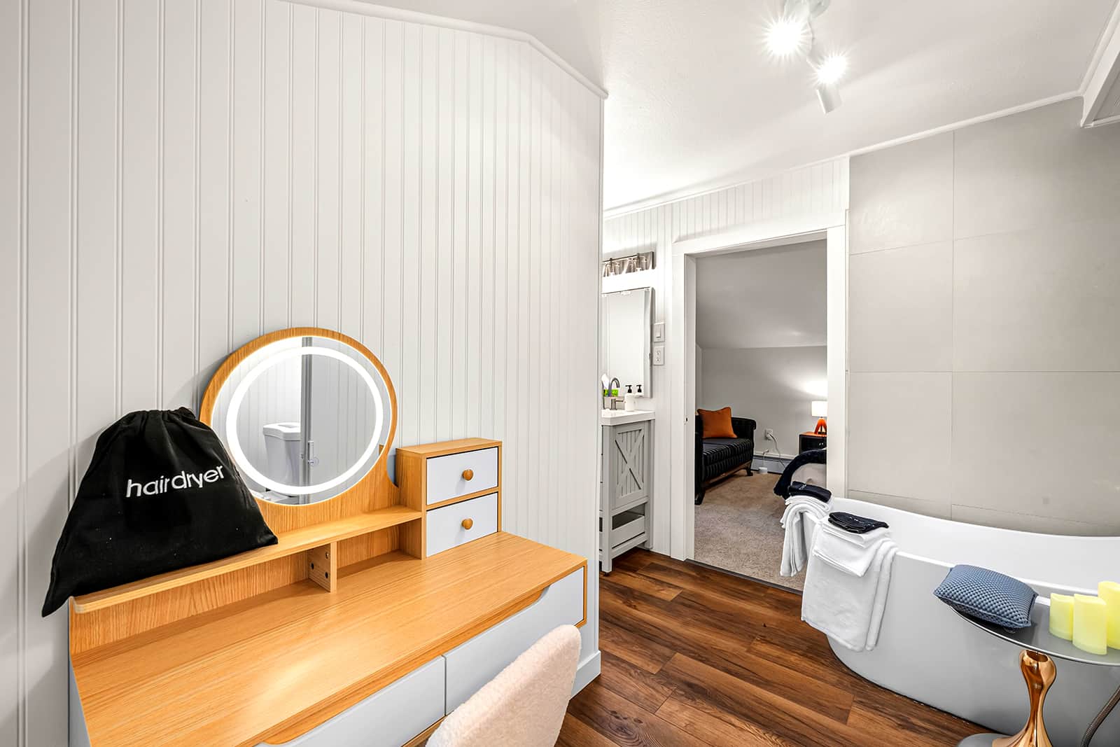The MacFarlane Suite bathroom